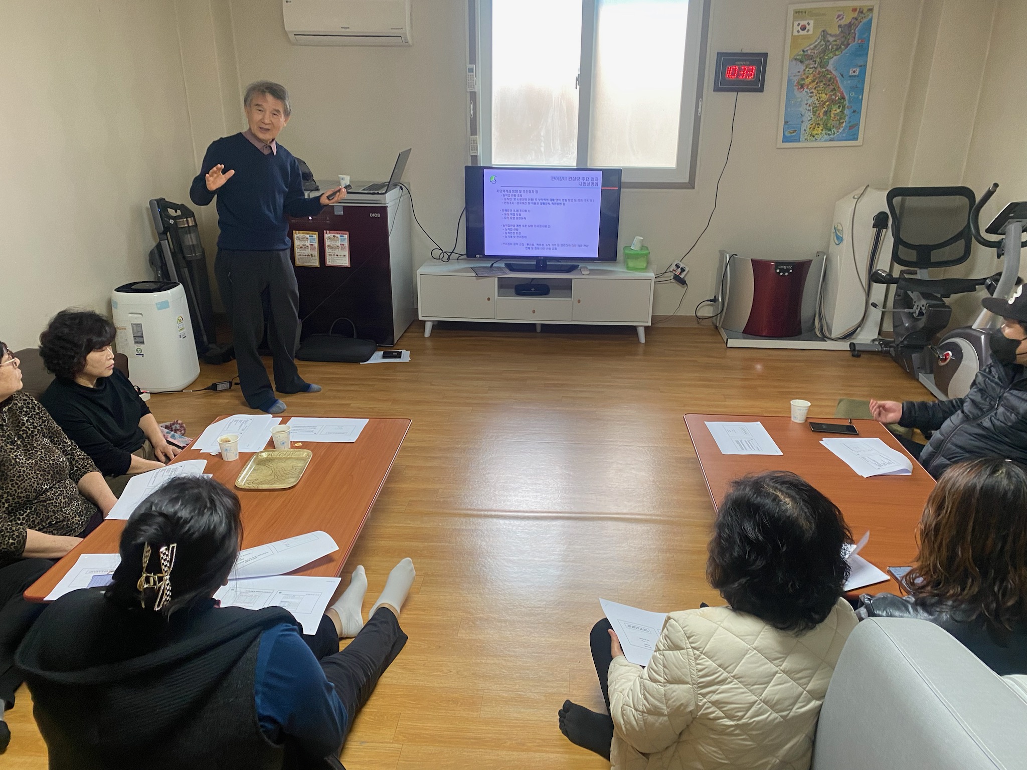 연천군, 농업인 근골격계질환 예방을 위한 운동 프로그램 추진 이미지 1 - 본문에 자세한설명을 제공합니다.