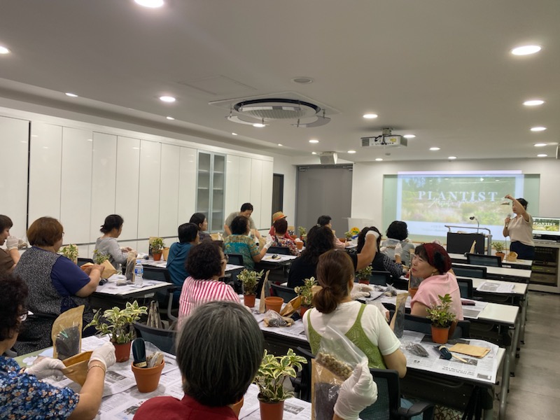 한국생활개선연천군연합회 분재분과 교육 (1/4회차) 이미지 2 - 본문에 자세한설명을 제공합니다.
