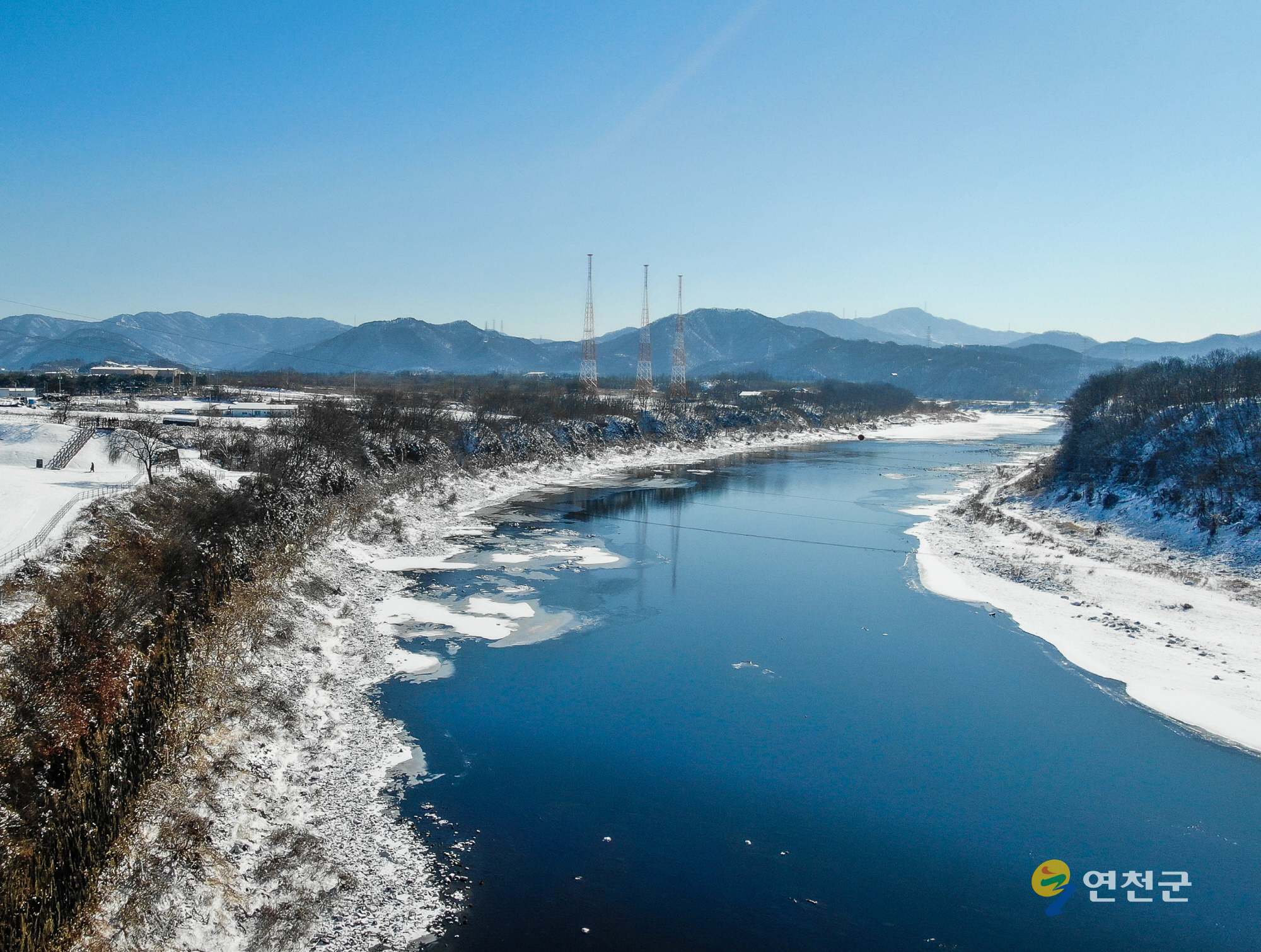 연천 임진강변의 겨울풍경 이미지 1 - 본문에 자세한설명을 제공합니다.